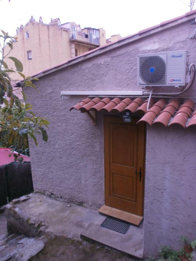 Meuble De Tourisme 2 Etoiles 40 Cours Napoleon Ajaccio (Corsica) Exterior photo
